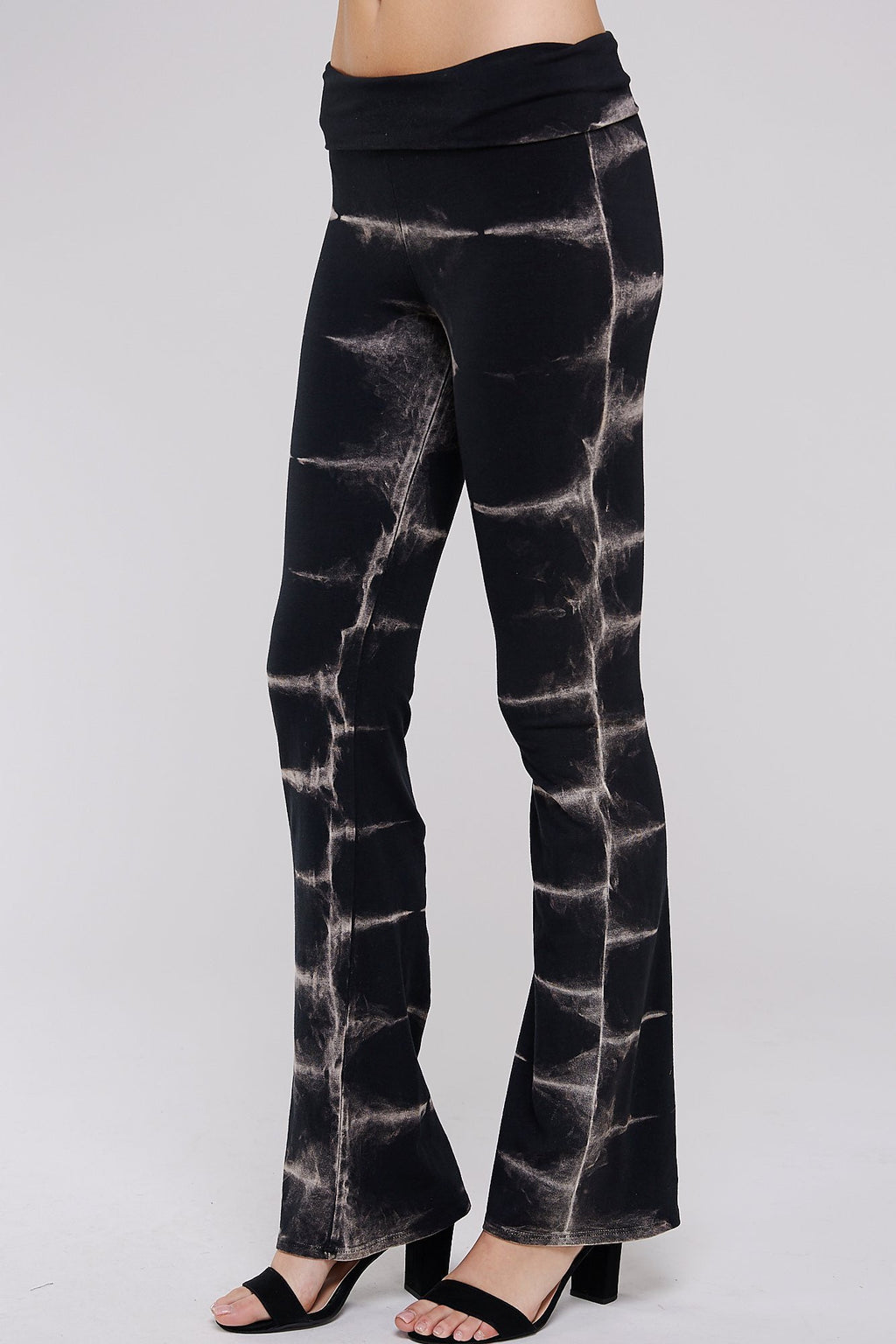  Black Maho Comfy Cotton  fold-over waistb yoga pants and provides a comfortable and secure fit.
