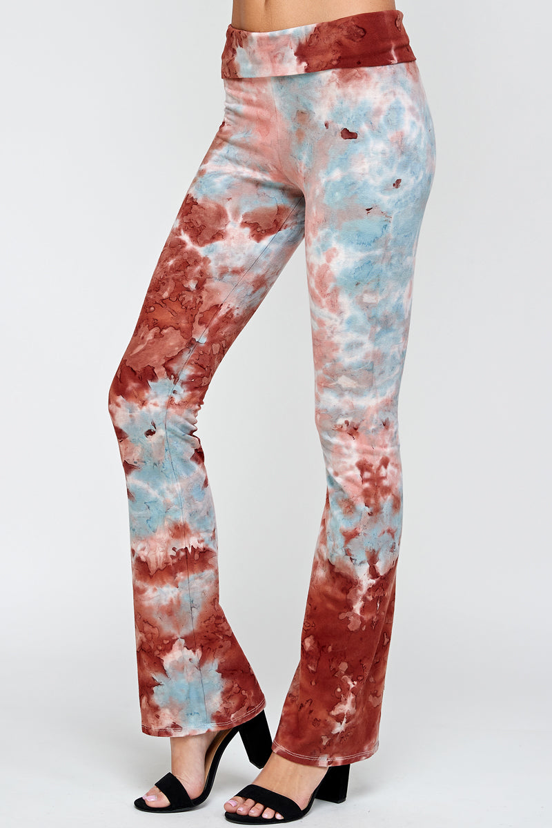 sideways view Rusty Brown Burgundy Multi Marble fold-over waistband provides a comfortable and secure fit.